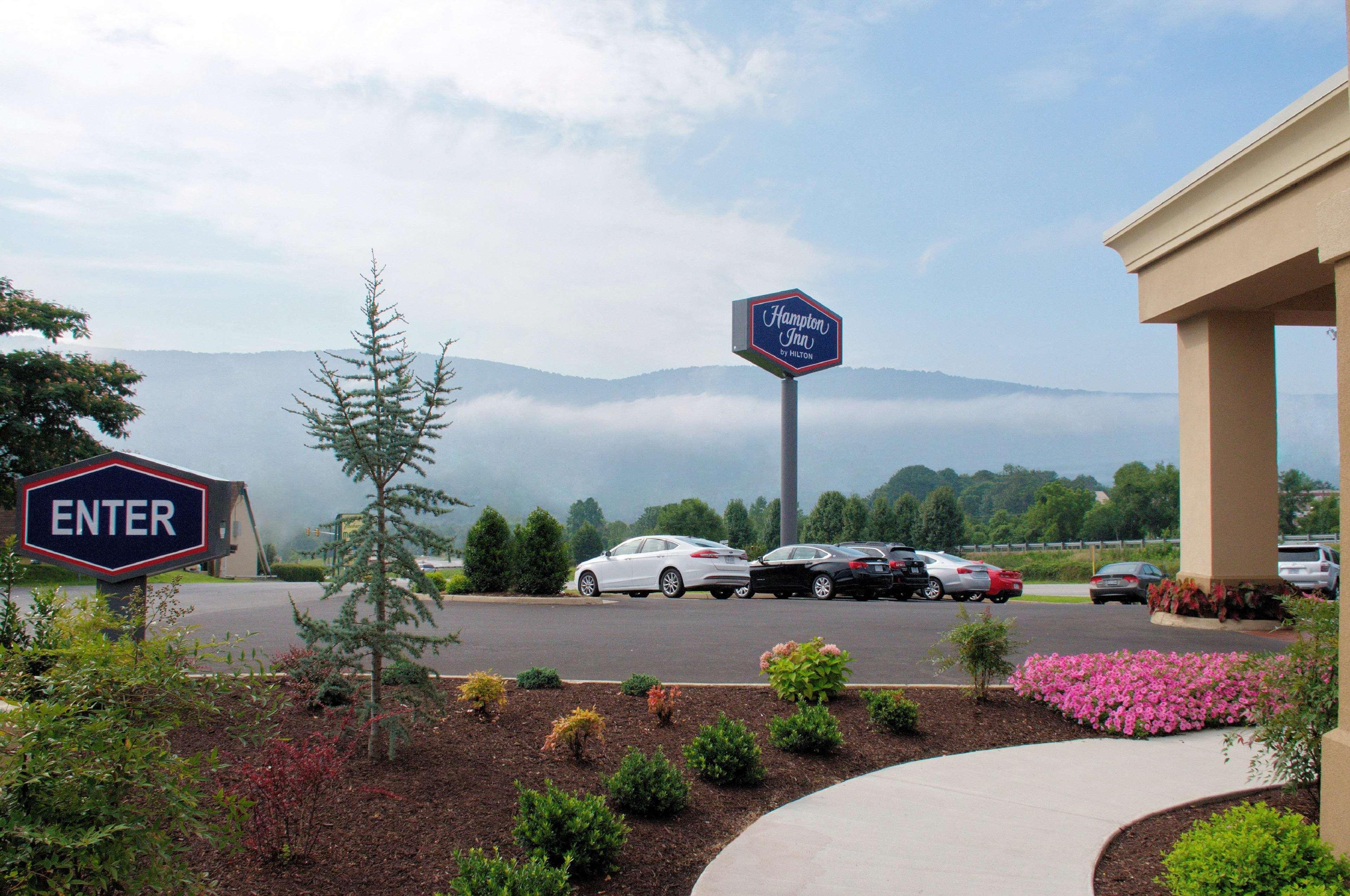 Hampton Inn Covington Va Kültér fotó