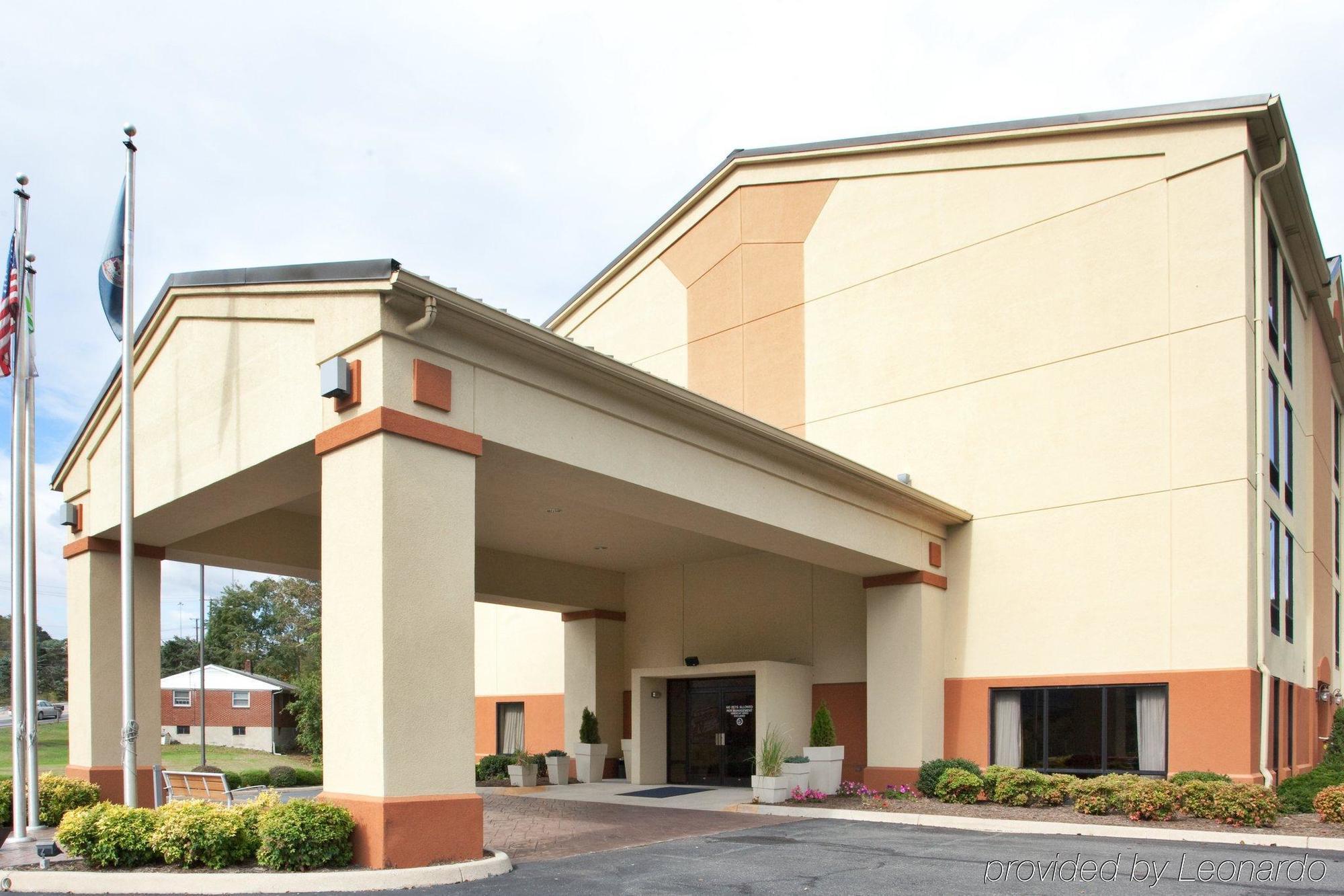 Hampton Inn Covington Va Kültér fotó