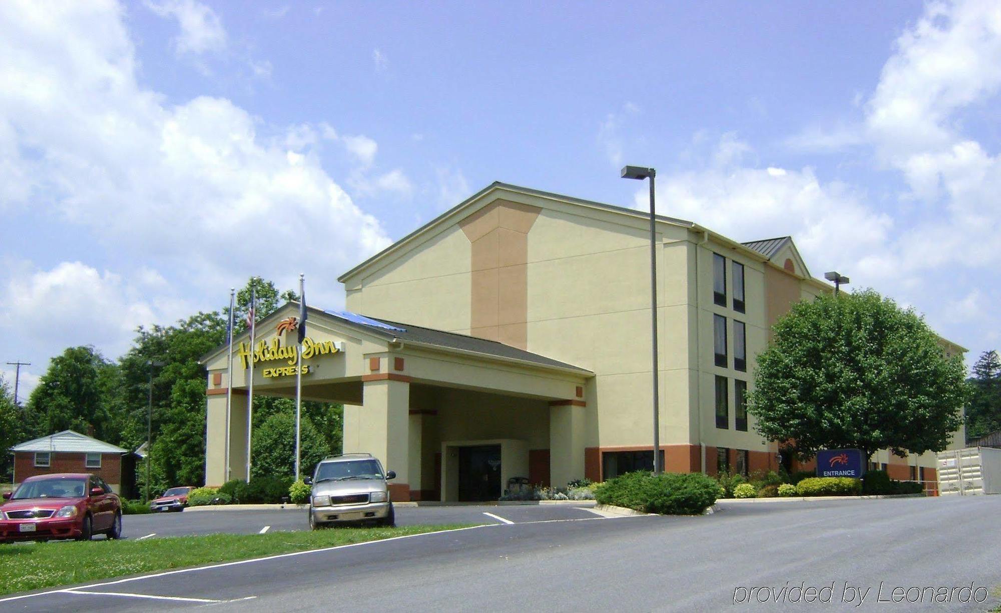 Hampton Inn Covington Va Kültér fotó
